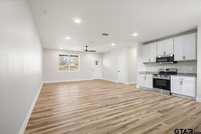 400 Guadalupe St, Bullard, TX 75757