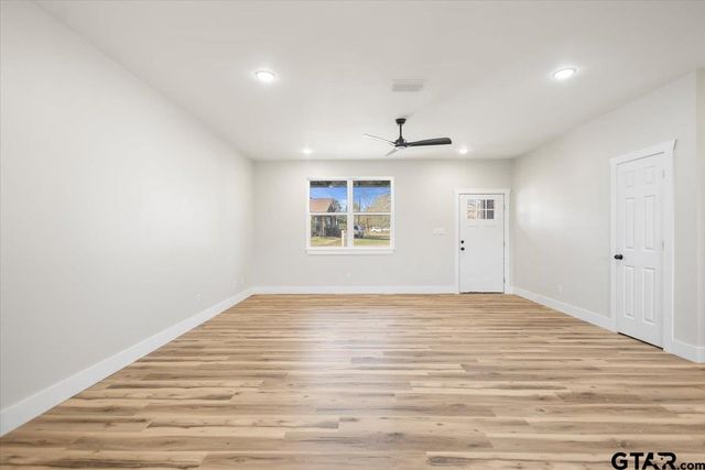 400 Guadalupe St, Bullard, TX 75757