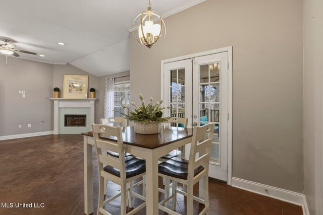 459 Oak Lawn Drive, Pearl, MS 39208