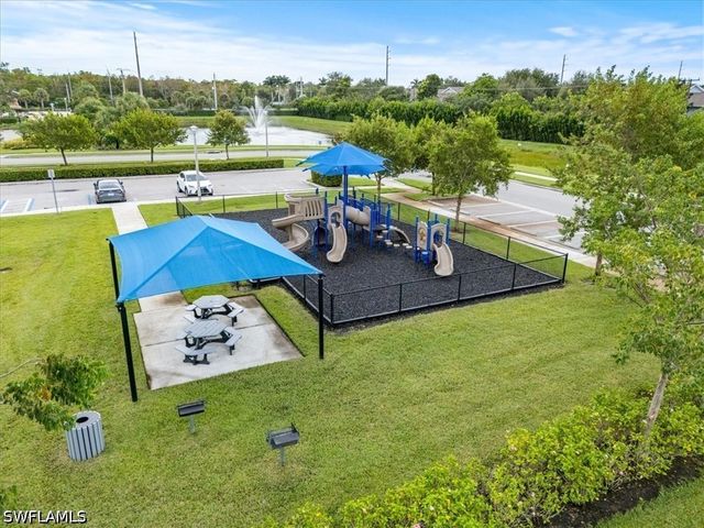 15229 Wildflower CIR, Naples, FL 34119