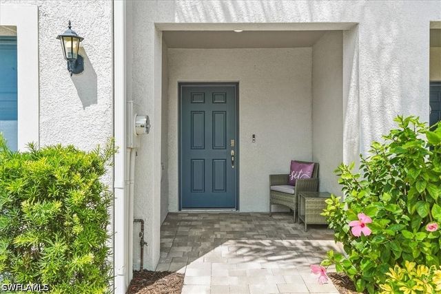 15229 Wildflower CIR, Naples, FL 34119