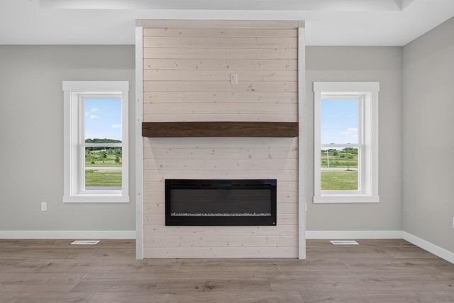 1771 Woodford Road, Cross Plains, WI 53528