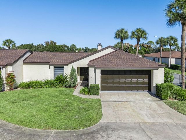 1932 MAPLE CIRCLE 1932, Tavares, FL 32778