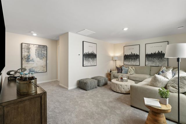 223 Cobridge Lane, Woodruff, SC 29388