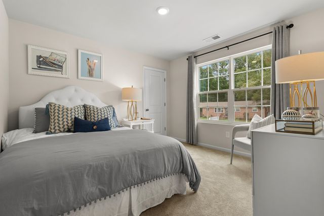 223 Cobridge Lane, Woodruff, SC 29388