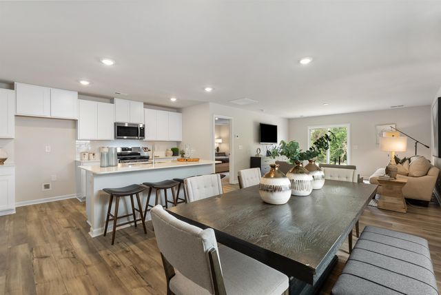 223 Cobridge Lane, Woodruff, SC 29388