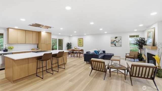 14837 SE Fairwood Boulevard, Renton, WA 98058