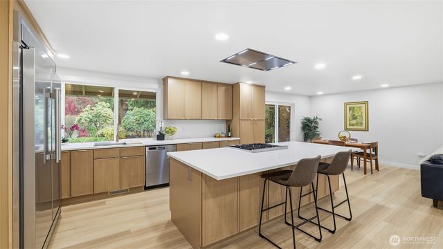 14837 SE Fairwood Boulevard, Renton, WA 98058