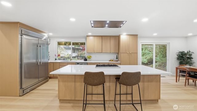 14837 SE Fairwood Boulevard, Renton, WA 98058