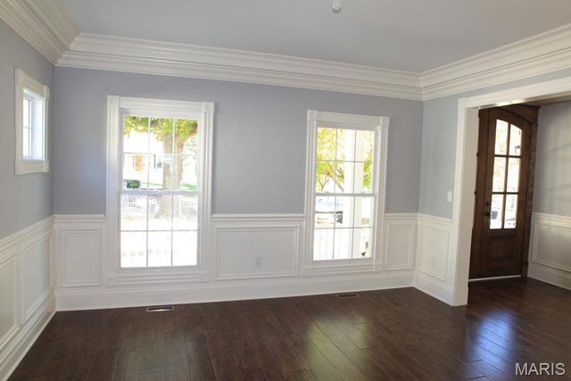 420 W Rose Hill, St Louis, MO 63122