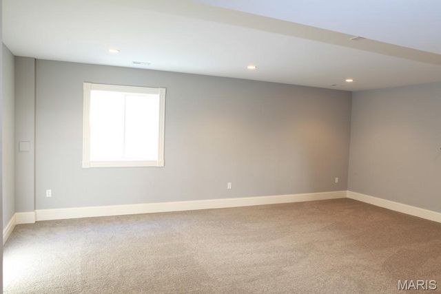 420 W Rose Hill, St Louis, MO 63122