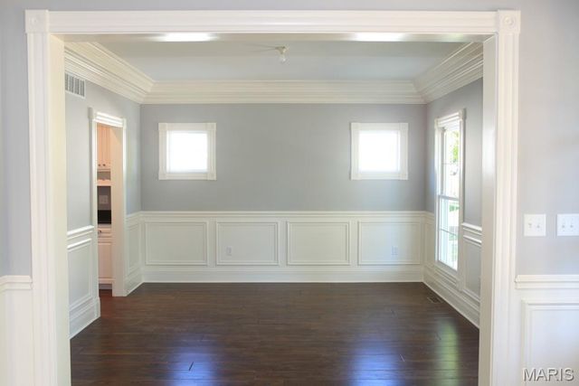 420 W Rose Hill, St Louis, MO 63122