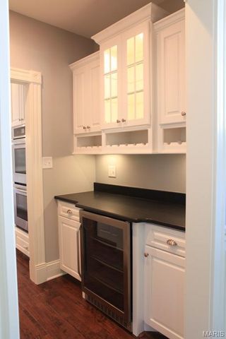 420 W Rose Hill, St Louis, MO 63122