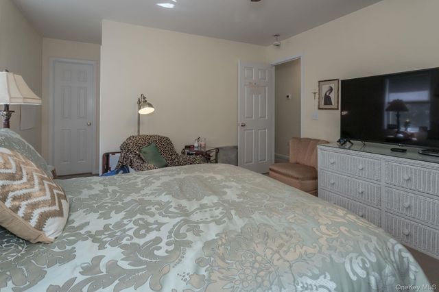 860 Route 284, Westtown, NY 10998