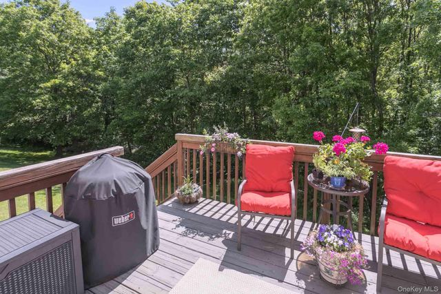 860 Route 284, Westtown, NY 10998