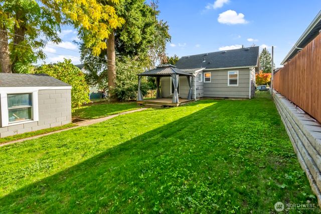 419 S 58th Street, Tacoma, WA 98408