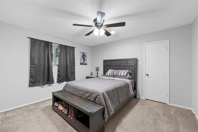 1002 W Elizabeth Drive, Robinson, TX 76706