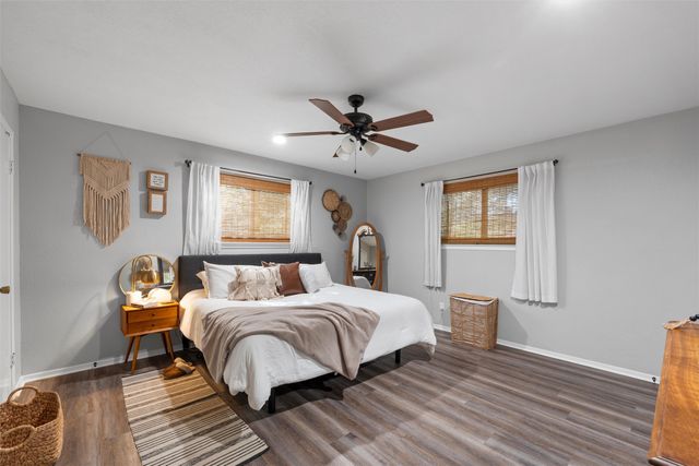 1002 W Elizabeth Drive, Robinson, TX 76706