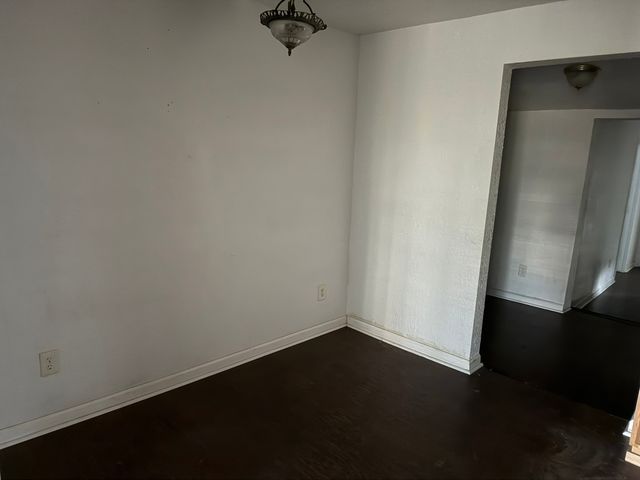 413 W Kennedale Parkway, Kennedale, TX 76060