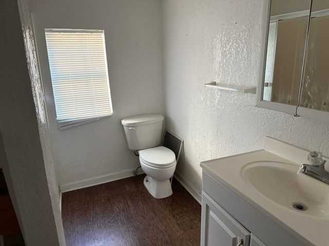 413 W Kennedale Parkway, Kennedale, TX 76060