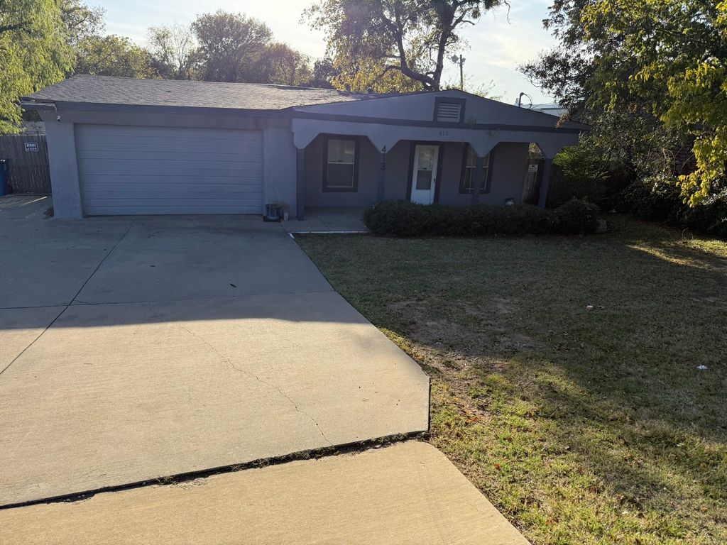 413 W Kennedale Parkway, Kennedale, TX 76060