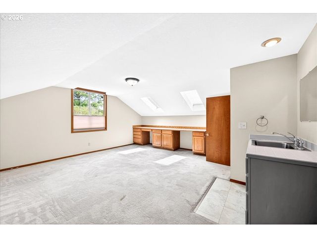 1395 Se 64TH Ct, Hillsboro, OR 97123