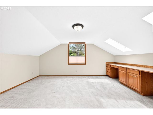 1395 Se 64TH Ct, Hillsboro, OR 97123