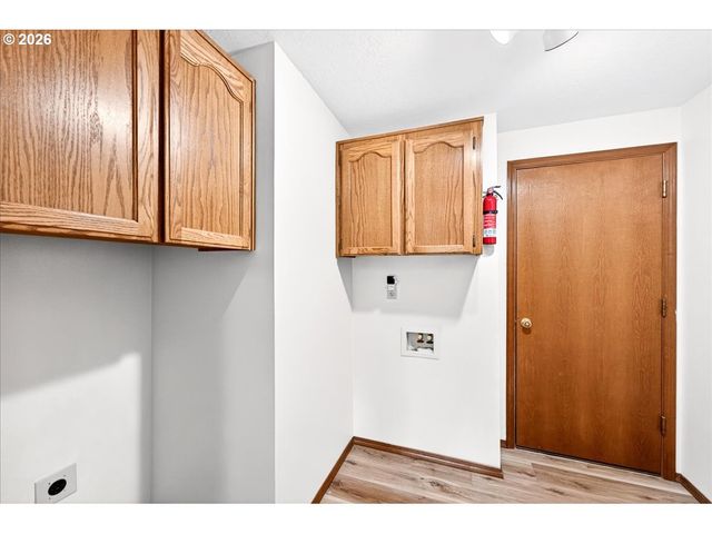 1395 Se 64TH Ct, Hillsboro, OR 97123