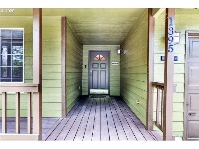1395 Se 64TH Ct, Hillsboro, OR 97123