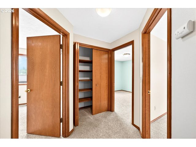 1395 Se 64TH Ct, Hillsboro, OR 97123