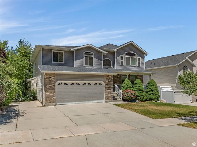 169 E MANILLA DR, Draper, UT 84020