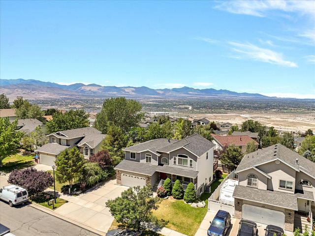 169 E MANILLA DR, Draper, UT 84020
