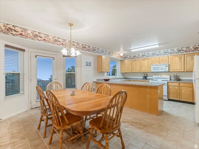 169 E MANILLA DR, Draper, UT 84020