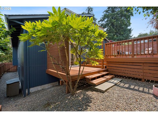 7331 Sw 17TH Dr, Portland, OR 97219