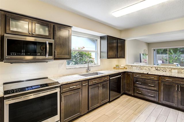 2575 NORTHFIELD LANE, Clearwater, FL 33761