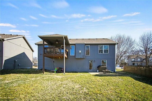 1302 Regency Drive, Kearney, MO 64060