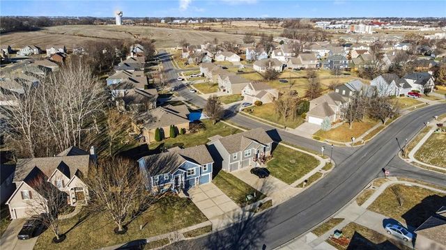 1302 Regency Drive, Kearney, MO 64060