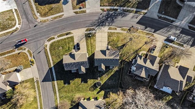 1302 Regency Drive, Kearney, MO 64060