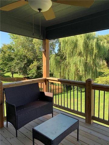 1302 Regency Drive, Kearney, MO 64060