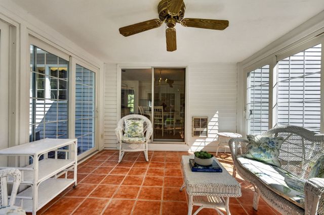 132 Brentwood Cir, North Andover, MA 01845