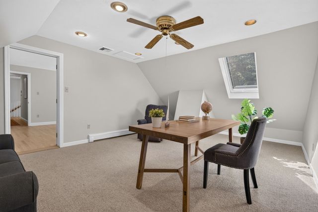 132 Brentwood Cir, North Andover, MA 01845