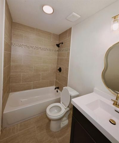 8781 Dutchman Woods Drive, Mobile, AL 36695