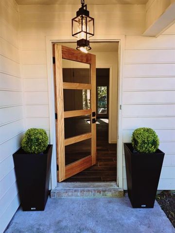 8781 Dutchman Woods Drive, Mobile, AL 36695