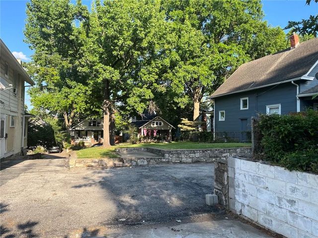 4514 Terrace Street, Kansas City, MO 64111