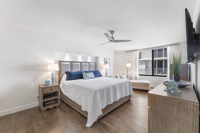 3590 S Ocean Boulevard 301, South Palm Beach, FL 33480
