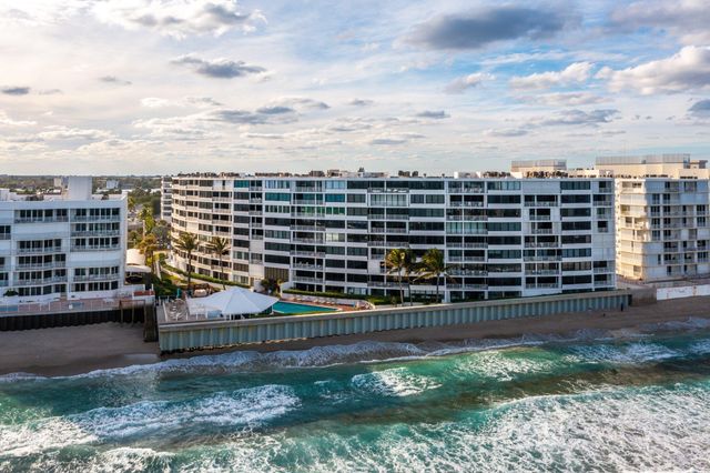 3590 S Ocean Boulevard 301, South Palm Beach, FL 33480