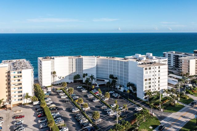 3590 S Ocean Boulevard 301, South Palm Beach, FL 33480