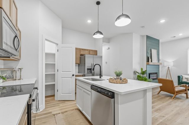 5308 W Rolly St., Wichita, KS 67215