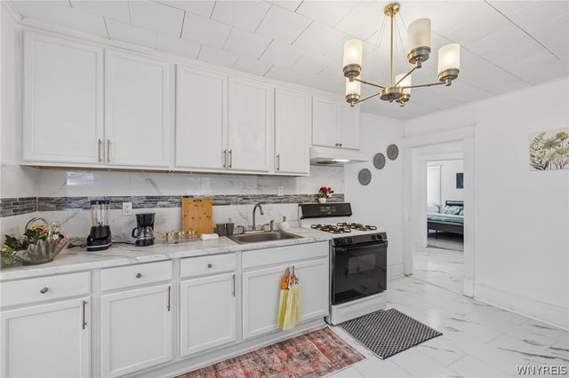 37 Navel Avenue, Buffalo, NY 14211
