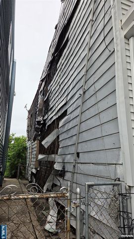5913 Jefferson Street, West New York, NJ 07093